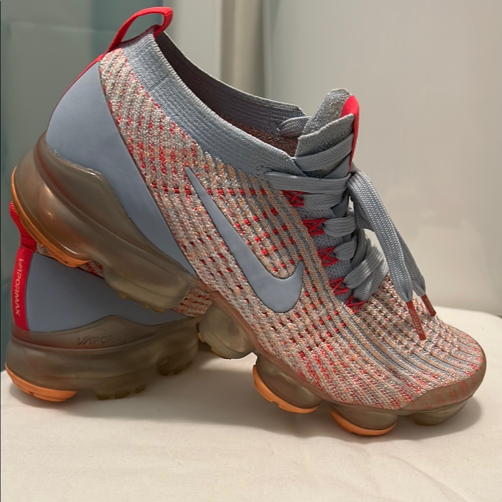 Nike Women's Multicolor vapormax